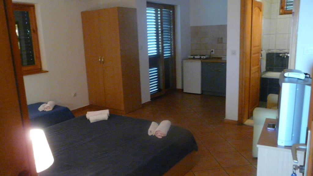 Guest House Zivkovic Ilha Ilha Sveti Stefan Quarto foto